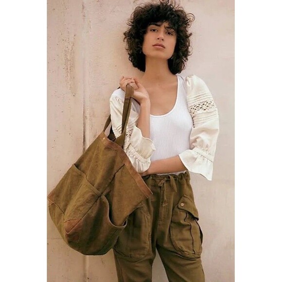 Free People Something Special White Top Puff Sleeves NWT Size XL - Picture 1 of 11